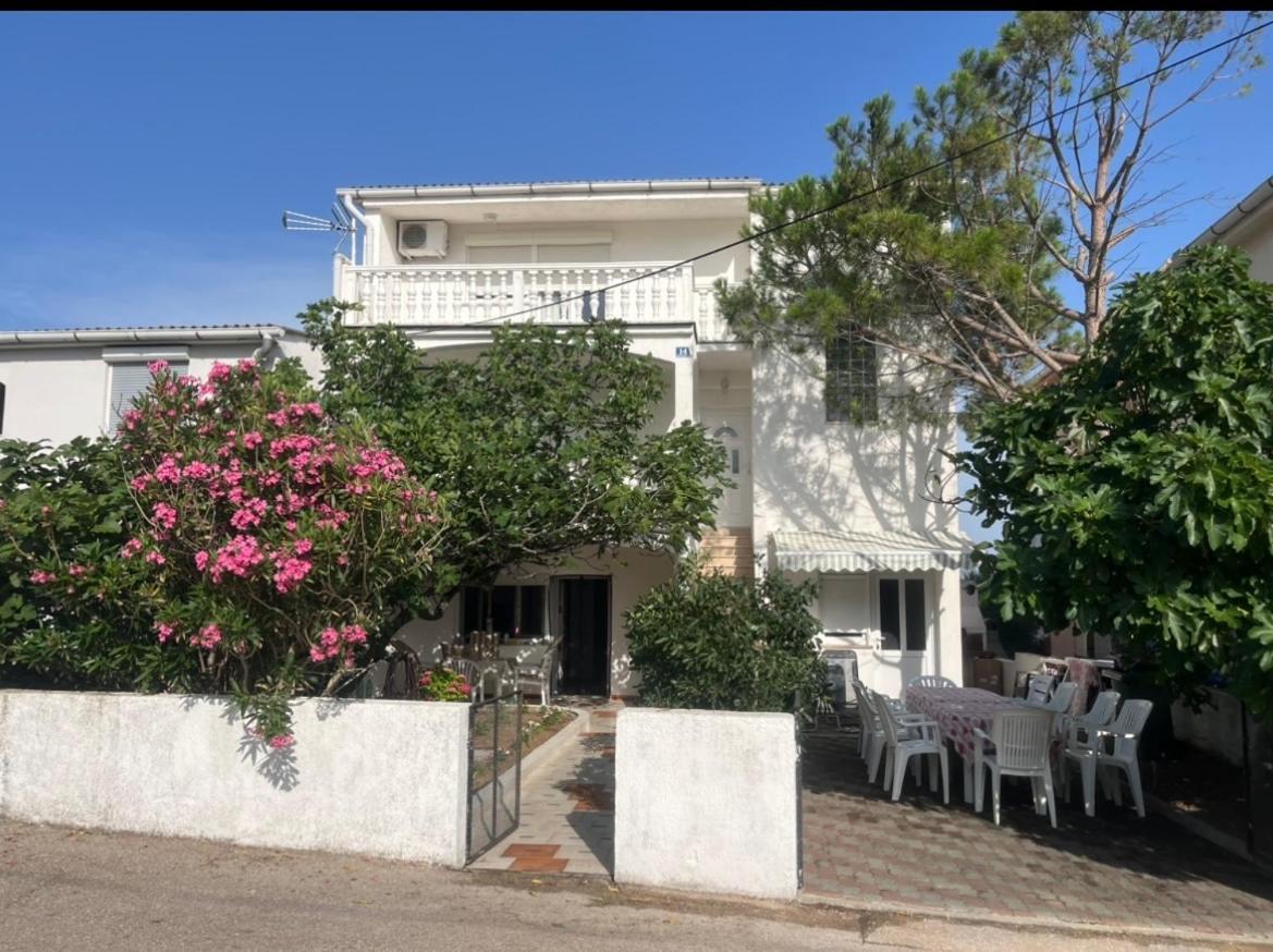 Apartments B&B 포블랴나 외부 사진