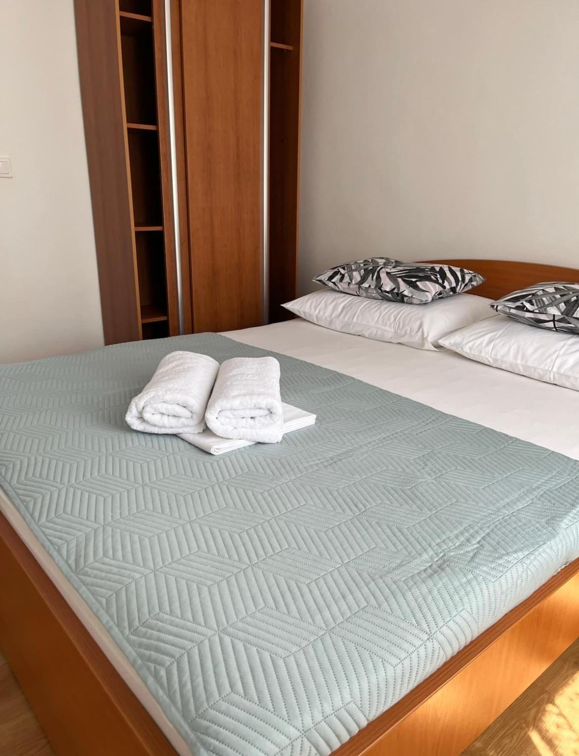 Apartments B&B 포블랴나 외부 사진
